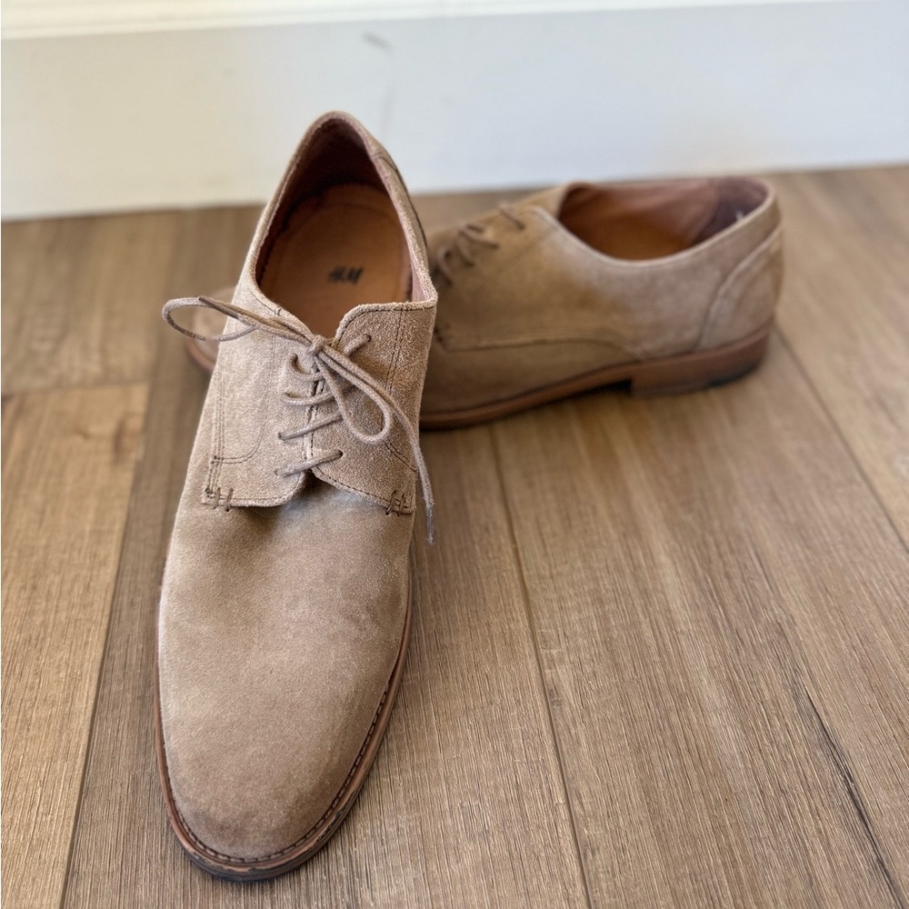 H&M Men's Tan Suede Oxfords